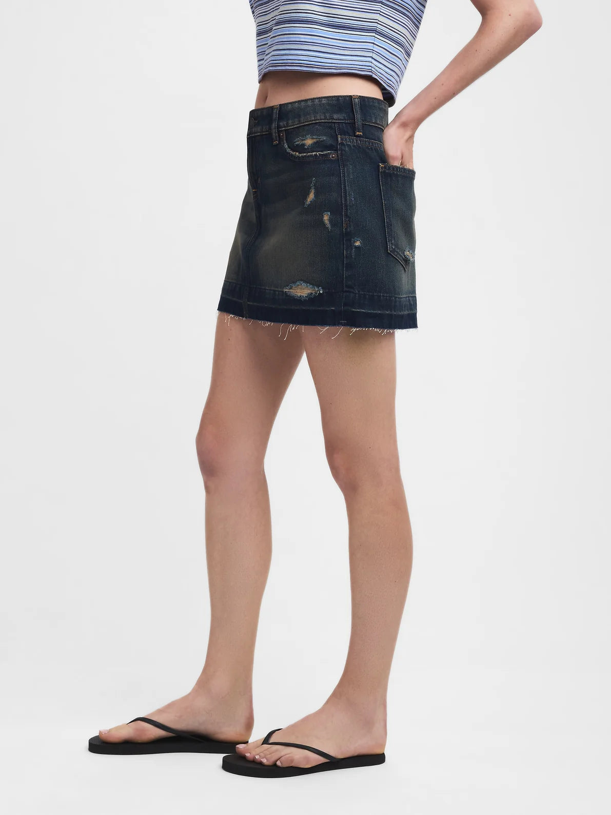 Gap - MadHappy - Distressed Denim Skirt - Dark Wash